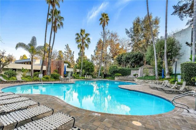 3602 W Estates Lane 301, Rolling Hills Estates, CA 90274