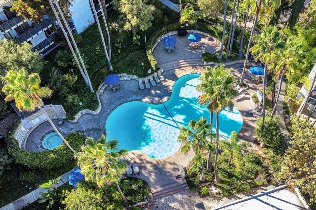 3602 W Estates Lane 301, Rolling Hills Estates, CA 90274