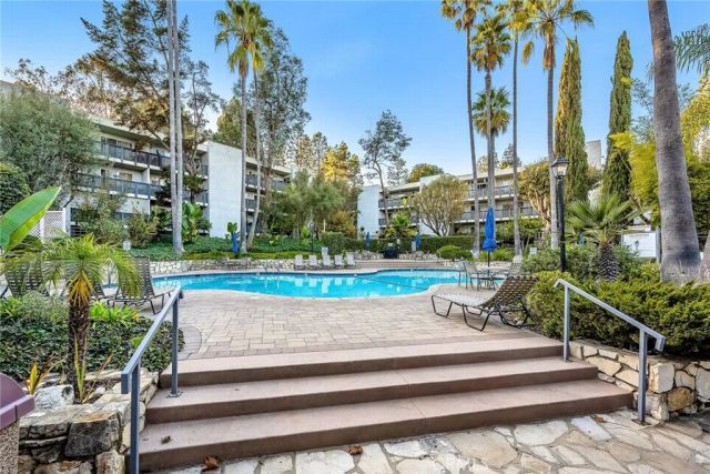3602 W Estates Lane 301, Rolling Hills Estates, CA 90274