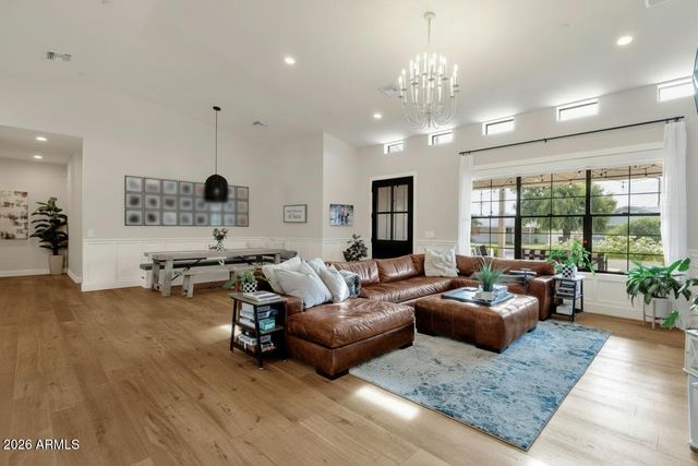 6736 E MONTEROSA Street, Scottsdale, AZ 85251