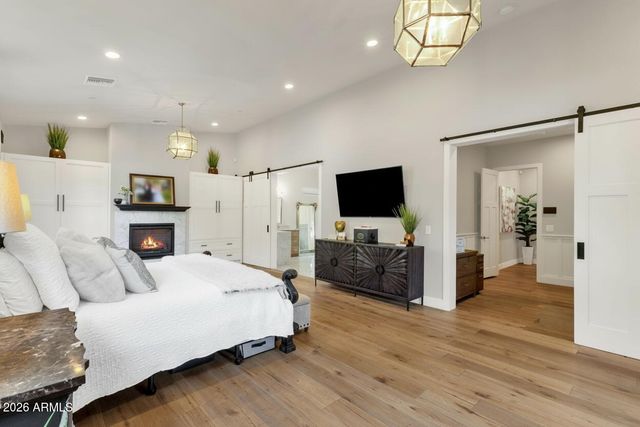 6736 E MONTEROSA Street, Scottsdale, AZ 85251