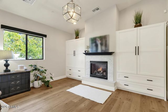 6736 E MONTEROSA Street, Scottsdale, AZ 85251