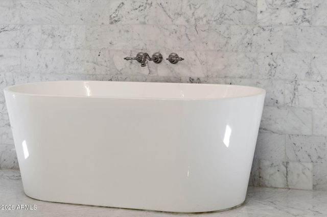 6736 E MONTEROSA Street, Scottsdale, AZ 85251