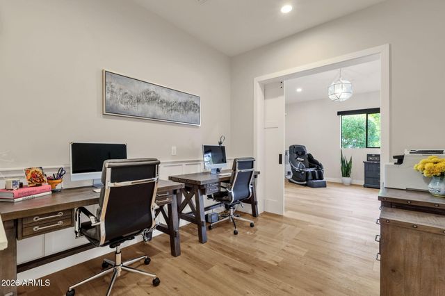 6736 E MONTEROSA Street, Scottsdale, AZ 85251