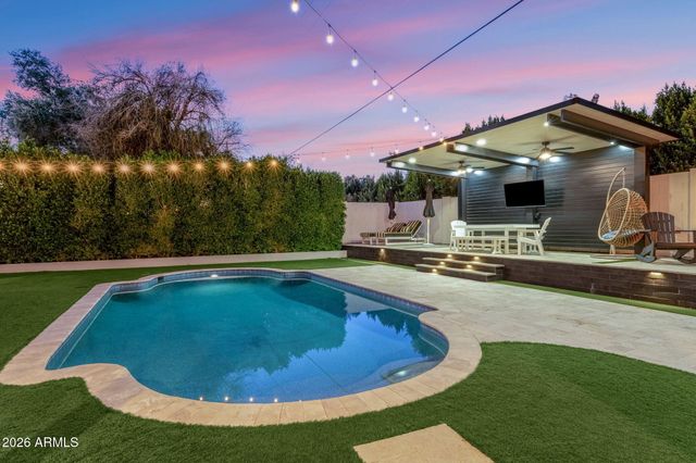 6736 E MONTEROSA Street, Scottsdale, AZ 85251