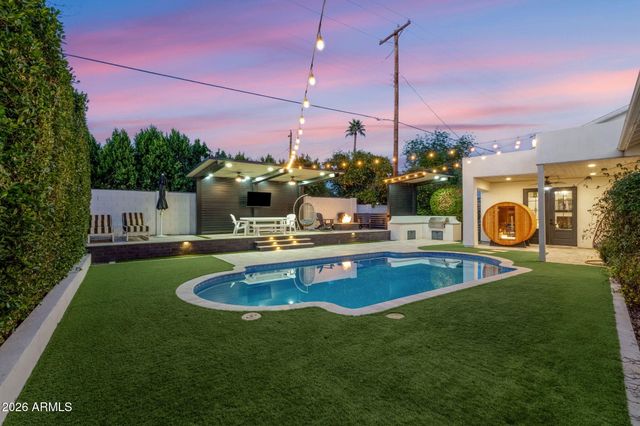 6736 E MONTEROSA Street, Scottsdale, AZ 85251