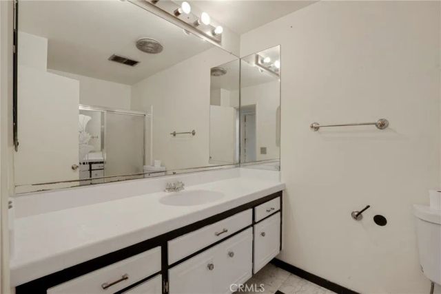 1340 S Beverly Glen 211, Los Angeles, CA 90024