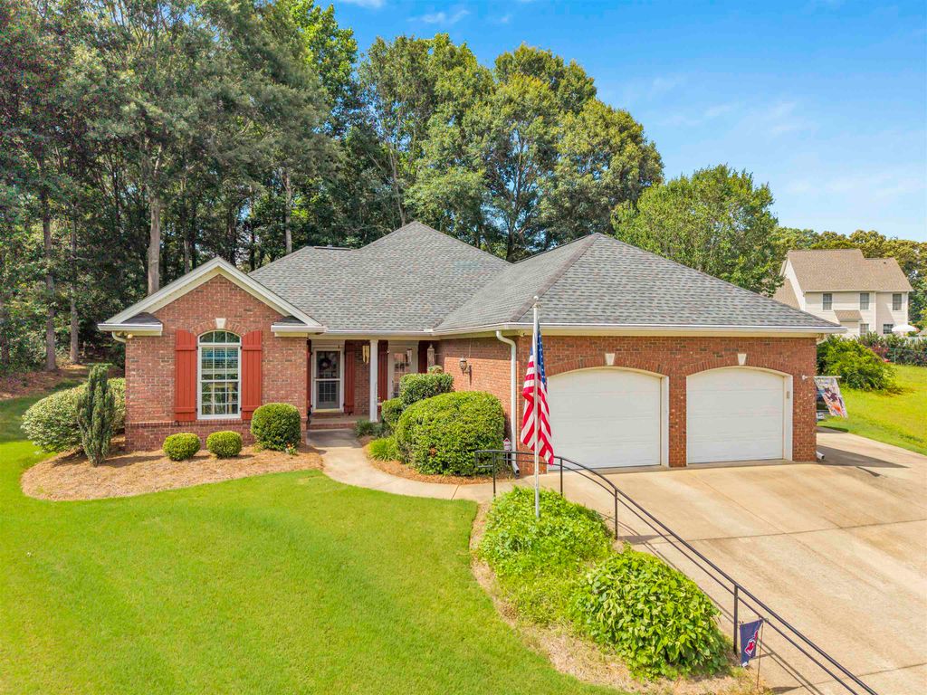 726 Moonridge Drive, Moore, SC 29369