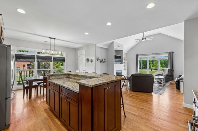 94 Mires Rd, Mount Juliet, TN 37122
