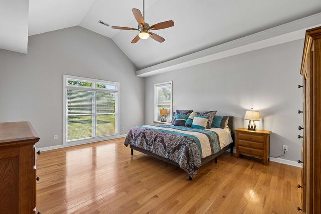 94 Mires Rd, Mount Juliet, TN 37122