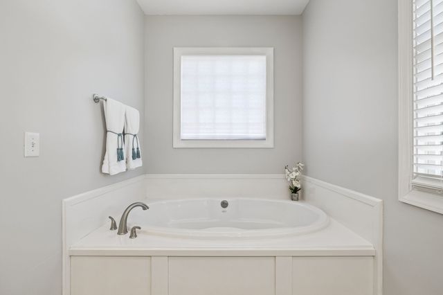94 Mires Rd, Mount Juliet, TN 37122