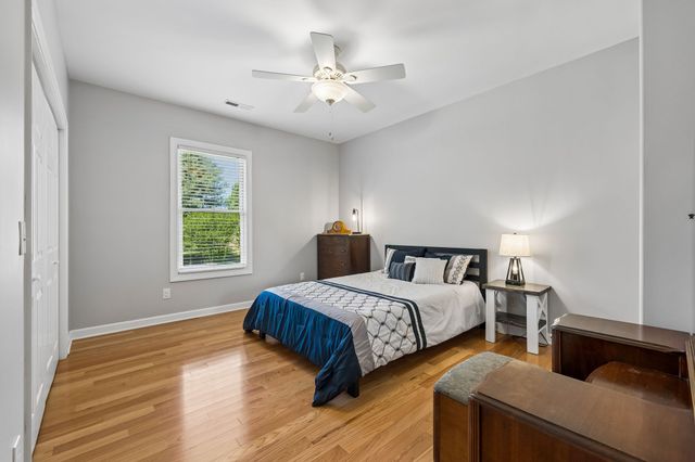 94 Mires Rd, Mount Juliet, TN 37122