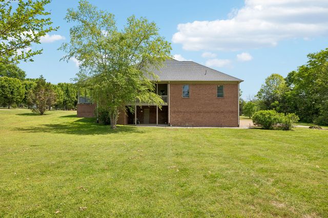 94 Mires Rd, Mount Juliet, TN 37122