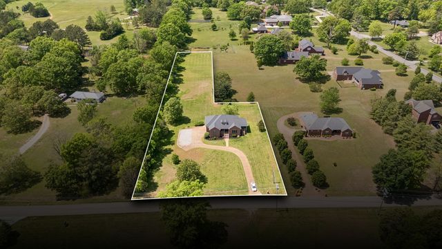 94 Mires Rd, Mount Juliet, TN 37122