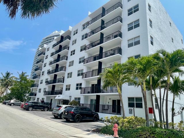 3000 Riomar Street 703, Fort Lauderdale, FL 33304