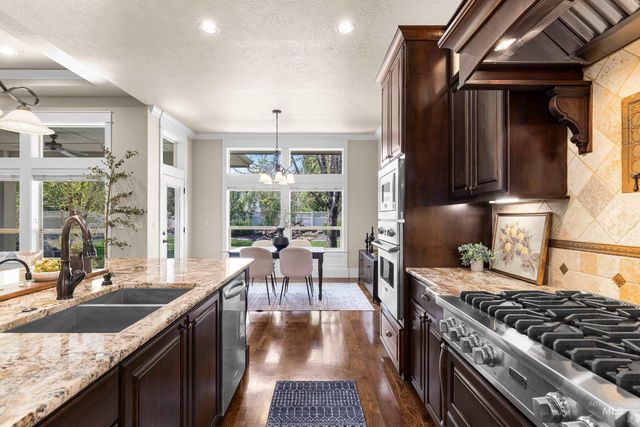 2107 W San Remo Drive, Meridian, ID 83642