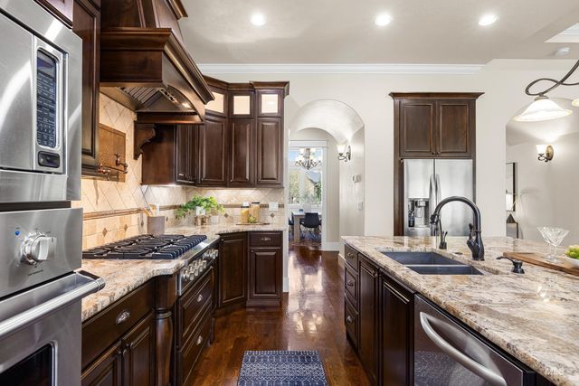 2107 W San Remo Drive, Meridian, ID 83642