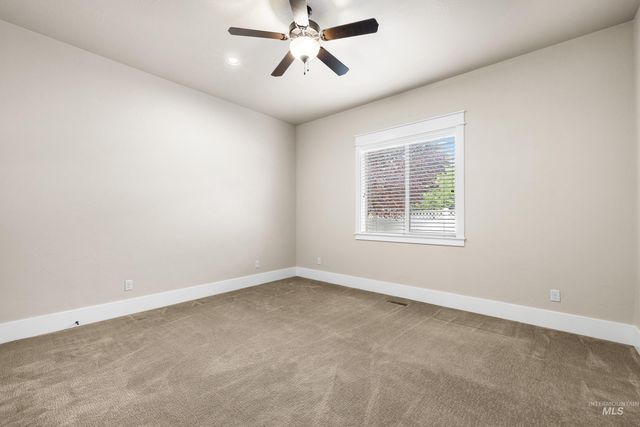 2107 W San Remo Drive, Meridian, ID 83642