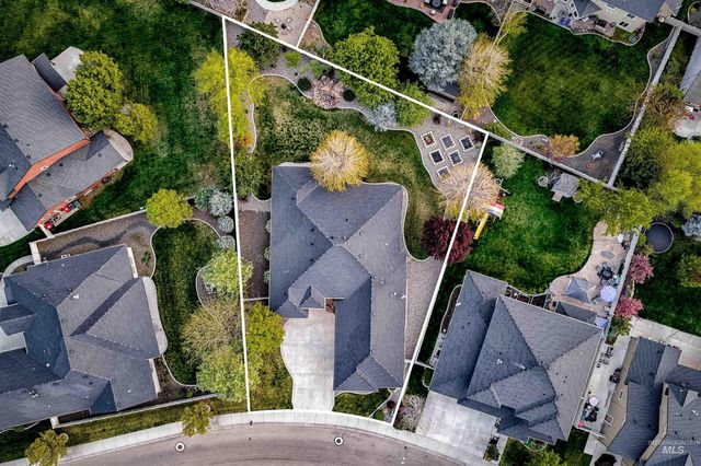 2107 W San Remo Drive, Meridian, ID 83642