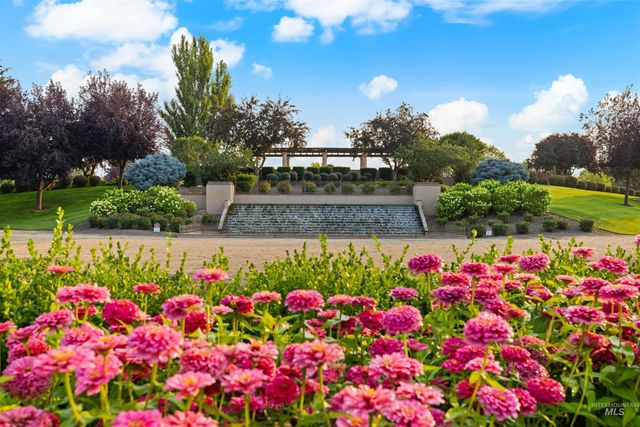 2107 W San Remo Drive, Meridian, ID 83642