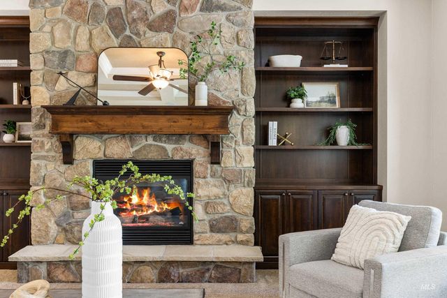 2107 W San Remo Drive, Meridian, ID 83642