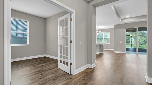 19455 REDWOOD POINT DRIVE, Tampa, FL 33647