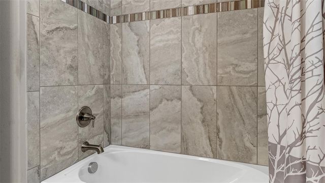 19455 REDWOOD POINT DRIVE, Tampa, FL 33647