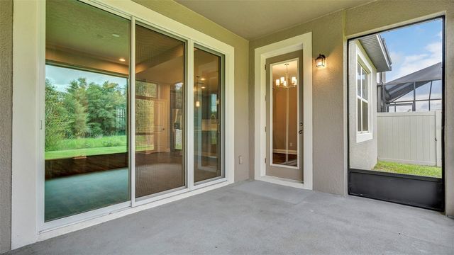 19455 REDWOOD POINT DRIVE, Tampa, FL 33647