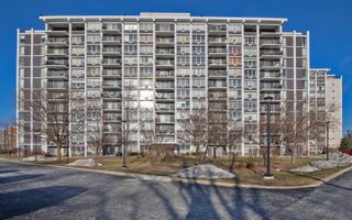 8809 Golf Road 8J, Niles, IL 60714