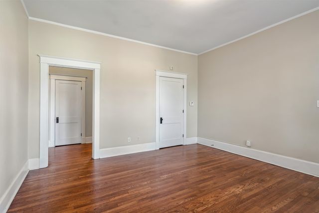 1118 Poplar Ave Apt 11, Memphis, TN 38105