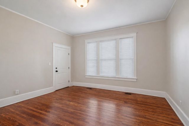 1118 Poplar Ave Apt 11, Memphis, TN 38105