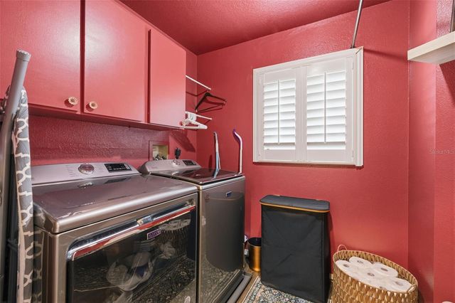 1521 WATERWOOD DRIVE, Lutz, FL 33559