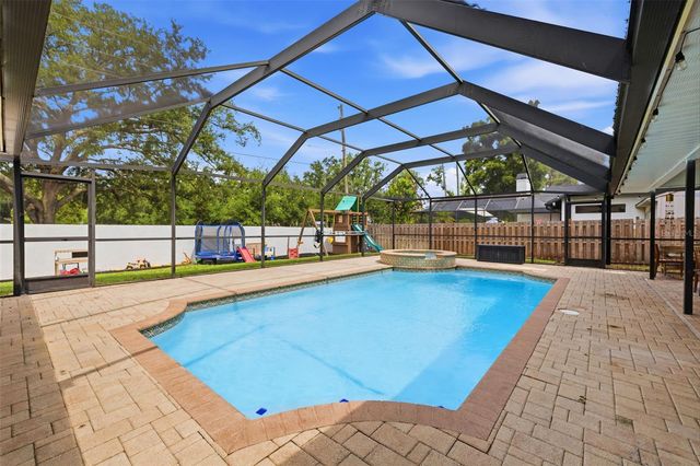 1521 WATERWOOD DRIVE, Lutz, FL 33559