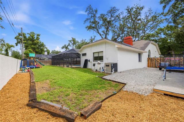 1521 WATERWOOD DRIVE, Lutz, FL 33559