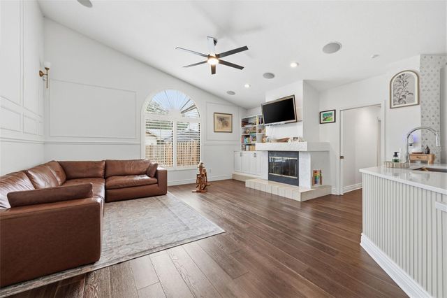 1521 WATERWOOD DRIVE, Lutz, FL 33559