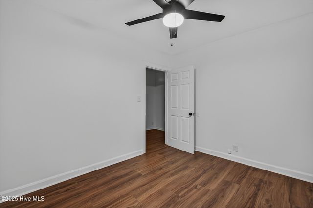 122 E Bayshore Boulevard, Jacksonville, NC 28540