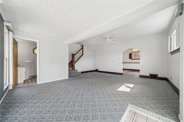 122 Saint Peter Way, Hempfield Twp, PA 15644