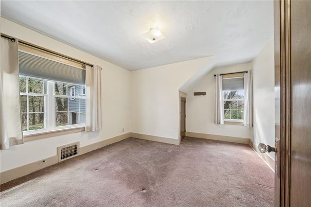 122 Saint Peter Way, Hempfield Twp, PA 15644