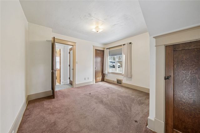 122 Saint Peter Way, Hempfield Twp, PA 15644