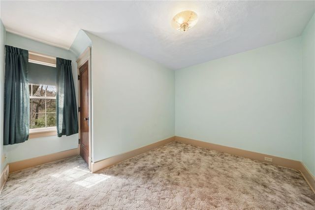 122 Saint Peter Way, Hempfield Twp, PA 15644