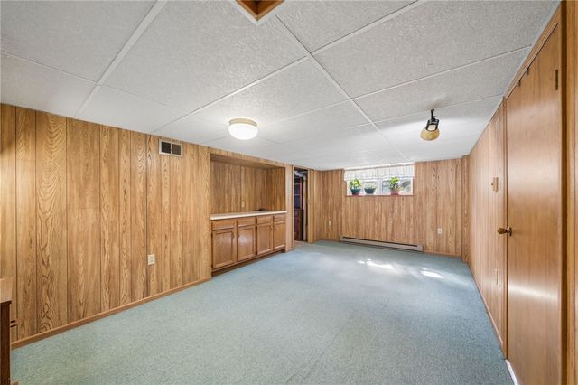 122 Saint Peter Way, Hempfield Twp, PA 15644