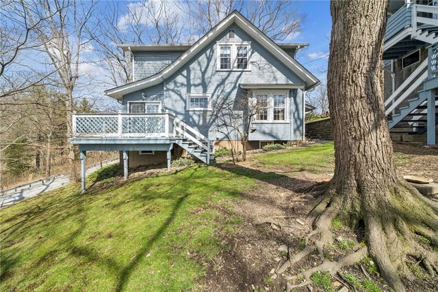 122 Saint Peter Way, Hempfield Twp, PA 15644