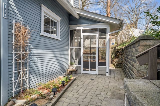 122 Saint Peter Way, Hempfield Twp, PA 15644