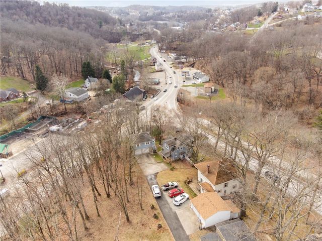 122 Saint Peter Way, Hempfield Twp, PA 15644