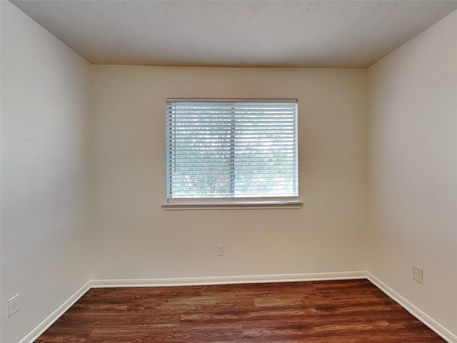 9220 Mahan Drive, La Porte, TX 77571
