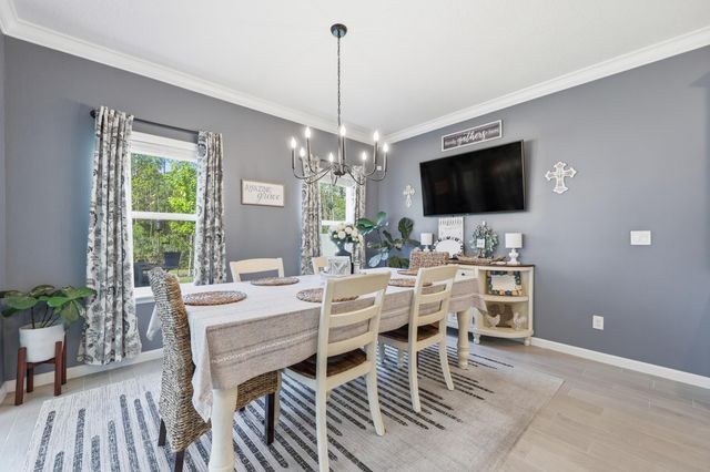 521 Lake Sinclair St, St Augustine, FL 32084