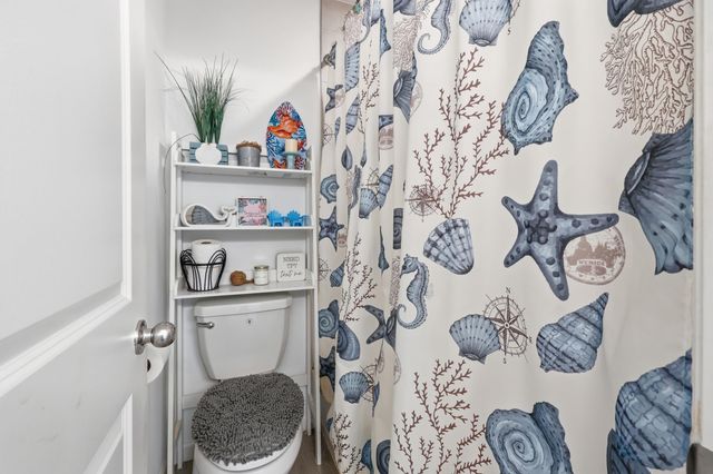 521 Lake Sinclair St, St Augustine, FL 32084