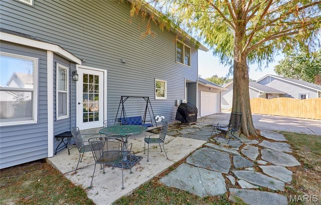 34 Melanie Court, St Charles, MO 63304