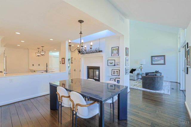 14 Spring Knoll Drive, Mariemont, OH 45227