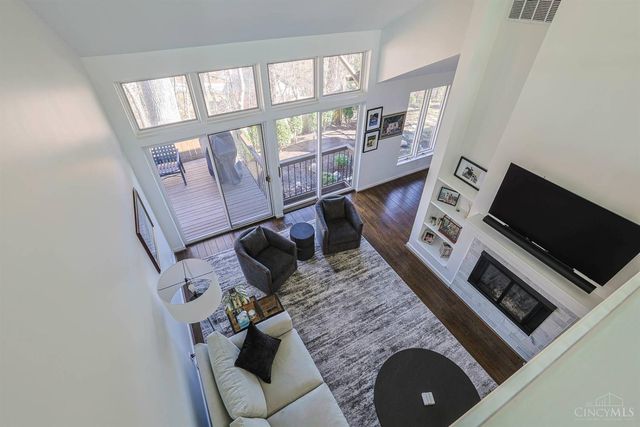 14 Spring Knoll Drive, Mariemont, OH 45227